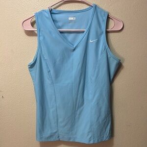 Nike Women's Baby Blue Tank Top, Sleeveless Top, Perfect for Yoga and the Gym M